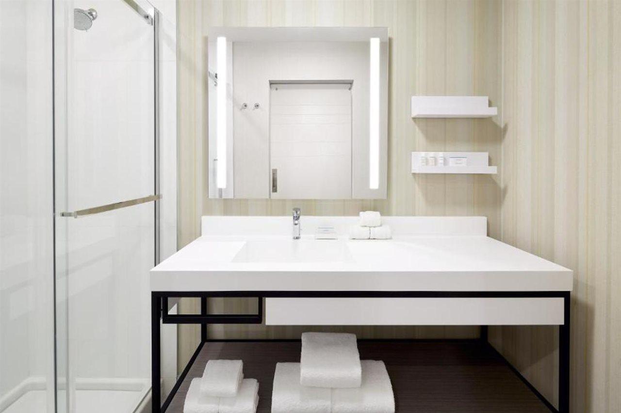 Hilton Garden Inn Montreal Midtown, Quebec, Canada Exteriér fotografie