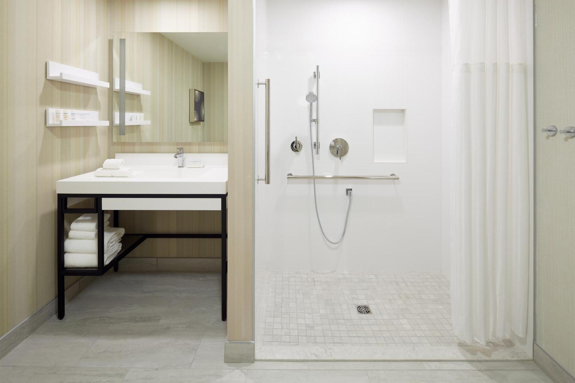 Hilton Garden Inn Montreal Midtown, Quebec, Canada Exteriér fotografie
